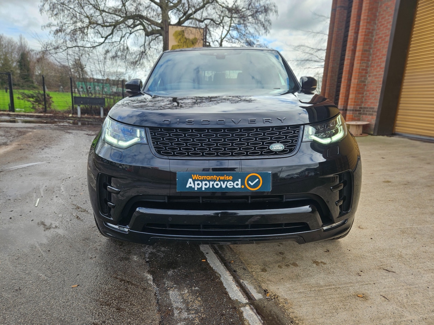 Used Land Rover Discovery 2018 for sale - 77708268: Photo 3