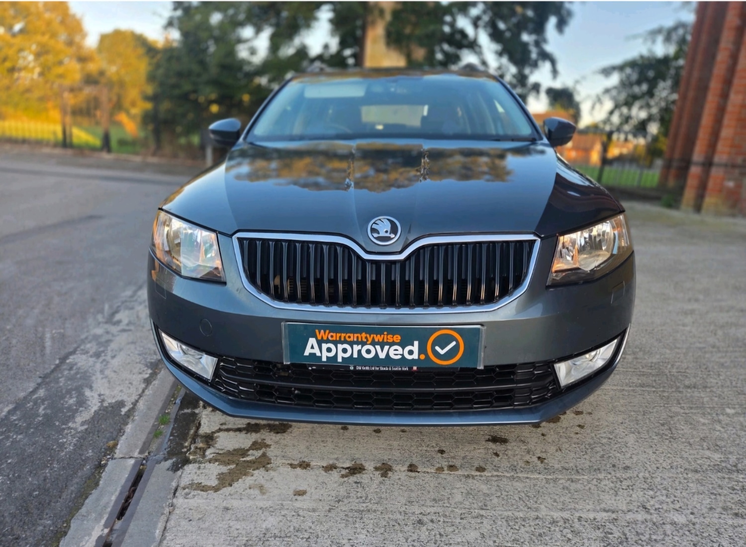 Used Skoda Octavia 2014 for sale - 77052380: Photo 2