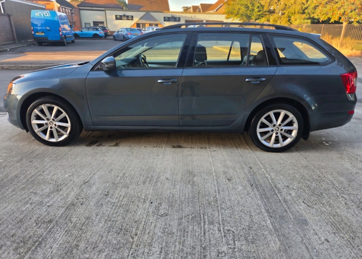 Used Skoda Octavia 2014 for sale - 77052380: Photo 4