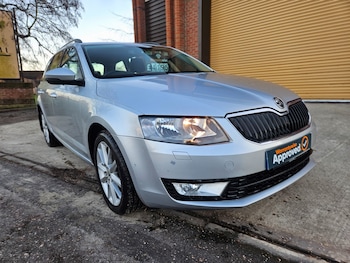 Used Skoda Octavia 2014 for sale - 77088355: Photo
