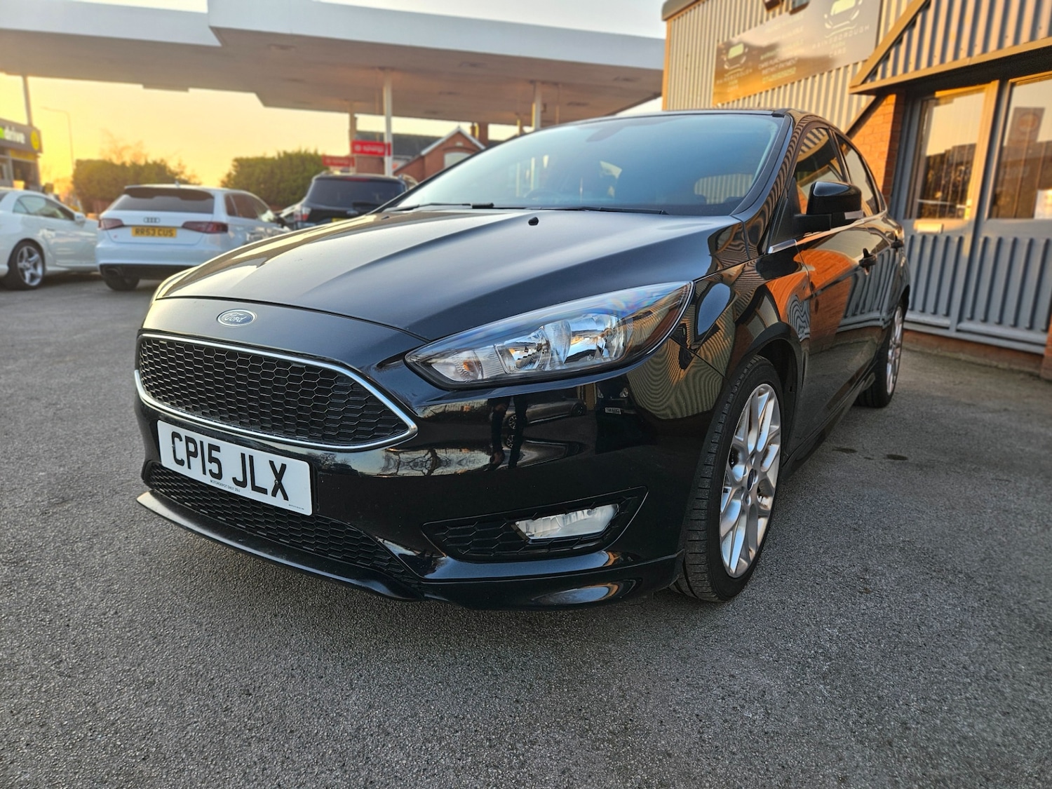 Used Ford Focus 2015 for sale - 77750083: Photo 3