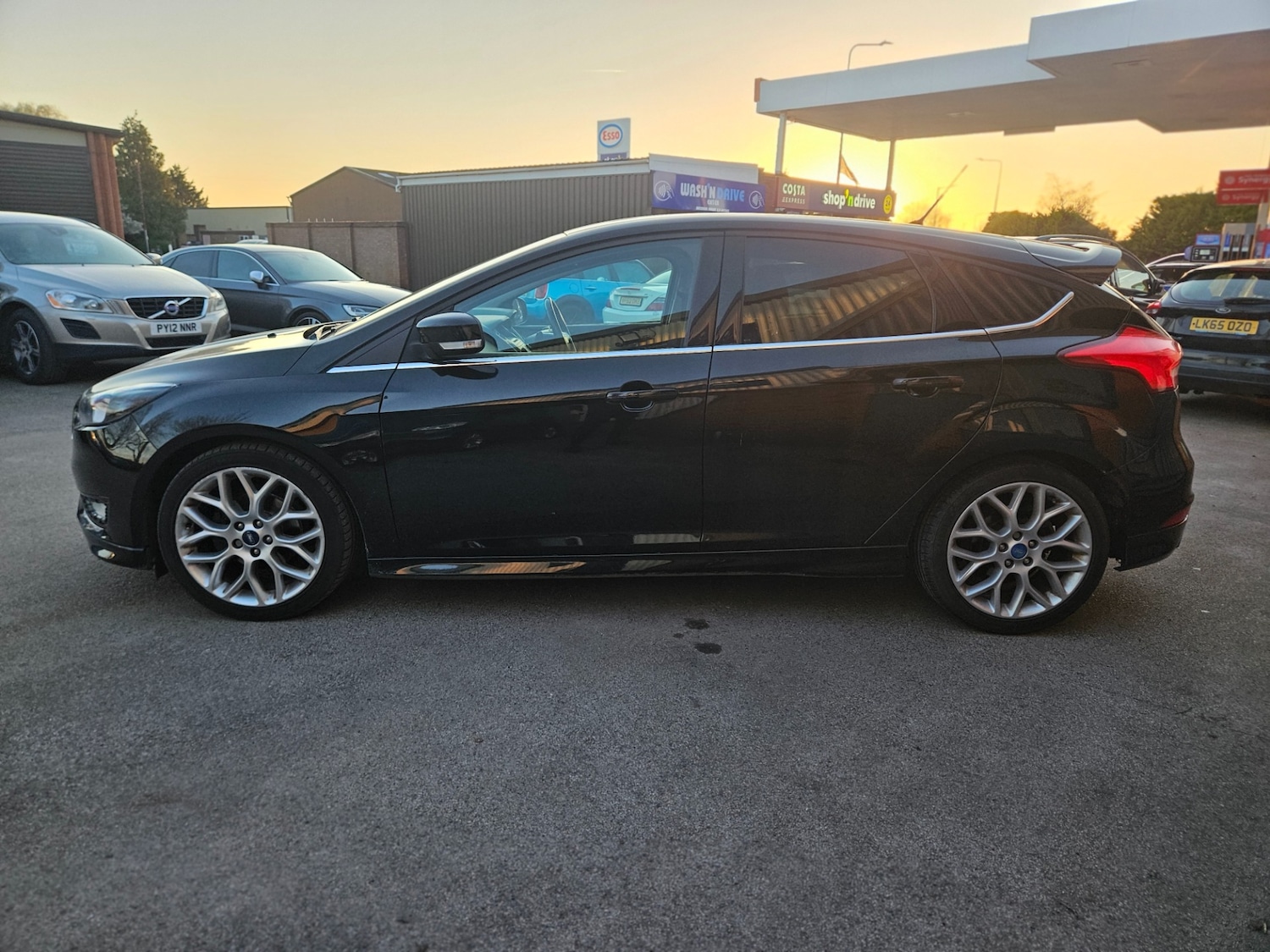 Used Ford Focus 2015 for sale - 77750083: Photo 5