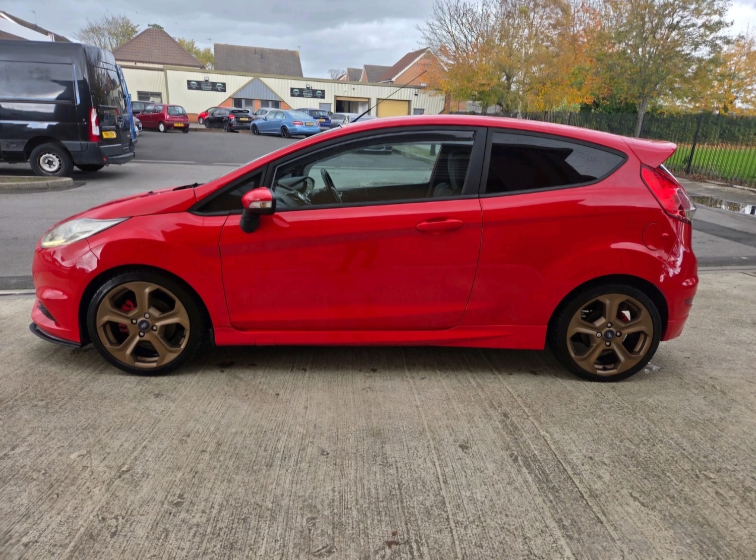 Used Ford Fiesta 2014 for sale - 76882038: Photo 4