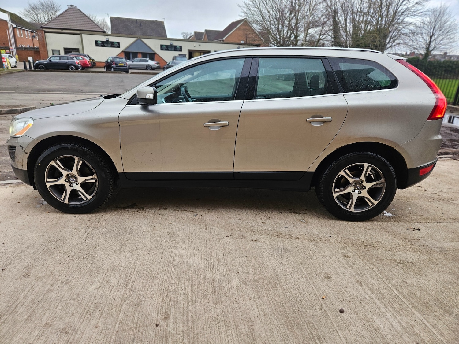 Used Volvo XC60 2012 for sale - 77501873: Photo 4