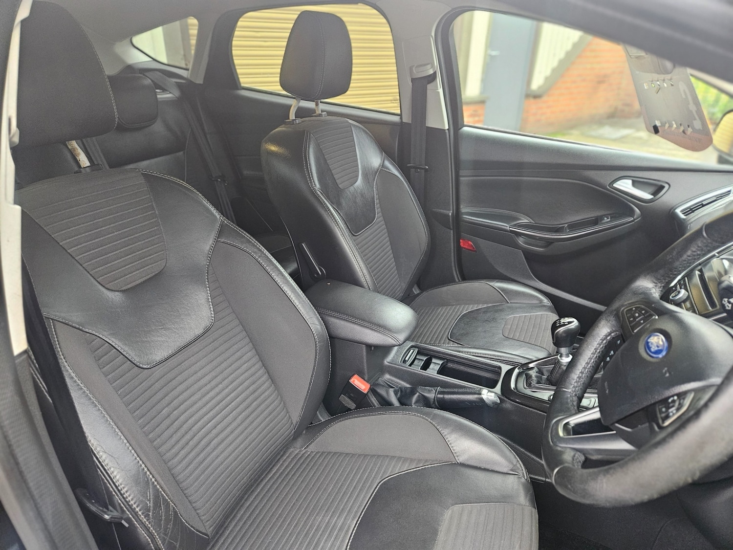 Used Ford Focus 2015 for sale - 77065883: Photo 11