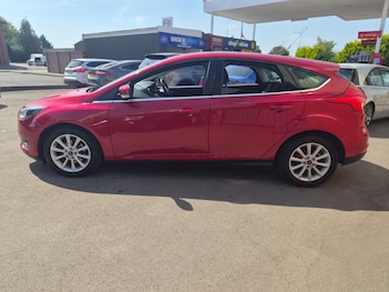 Used Ford Focus 2016 for sale - 79480175: Photo