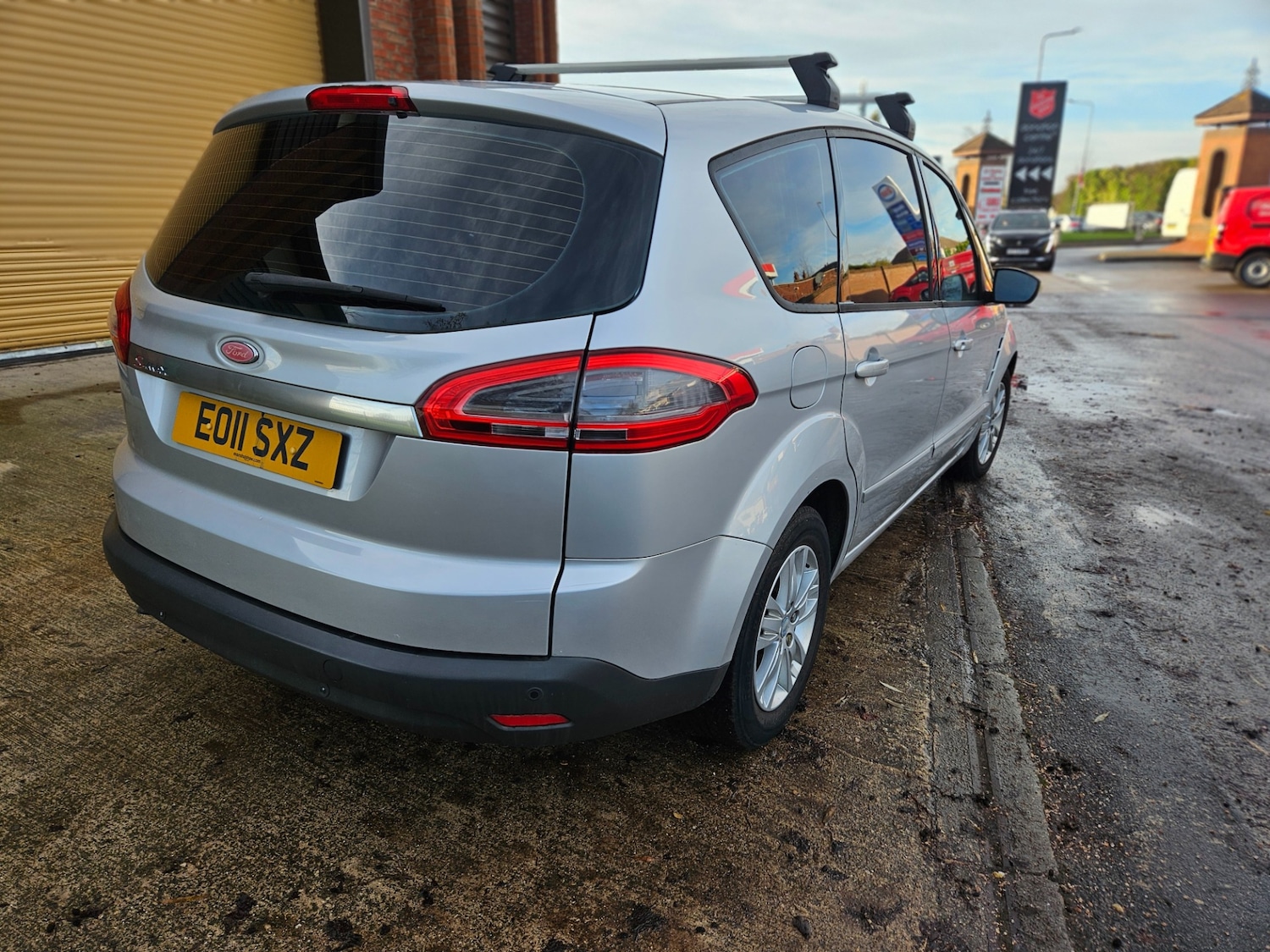 Used Ford S-Max 2011 for sale - 77037064: Photo 7