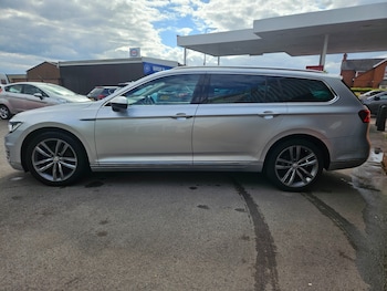 Used Volkswagen Passat 2018 for sale - 78597251: Photo