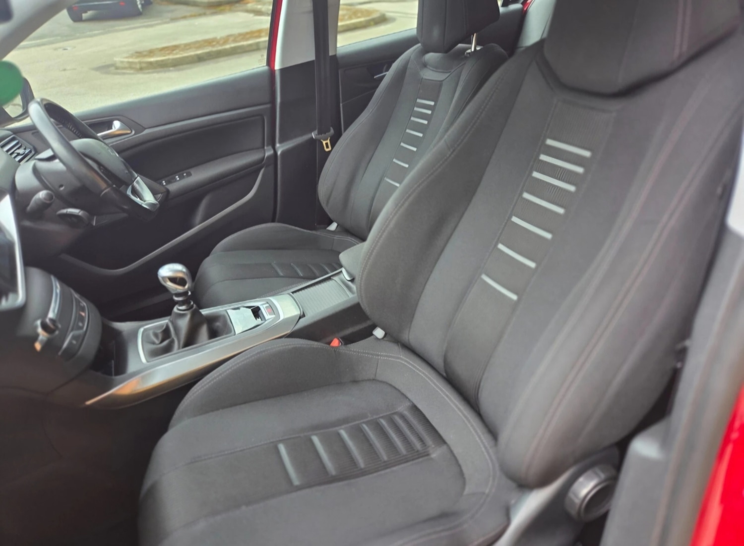 Used Peugeot 308 2014 for sale - 77001252: Photo 12