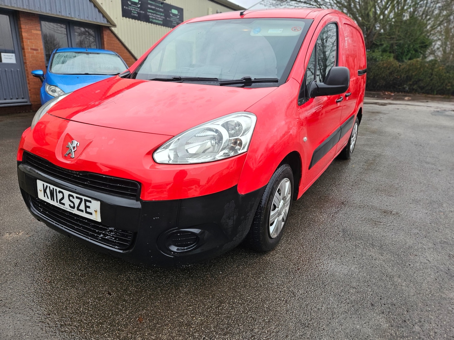 Used Peugeot Partner 2012 for sale - 77019976: Photo 3