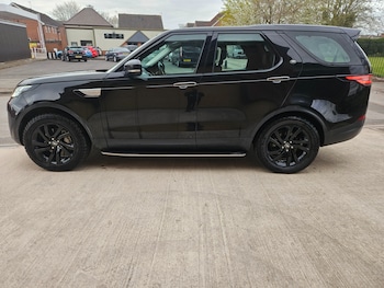 Used Land Rover Discovery 2018 for sale - 78097984: Photo