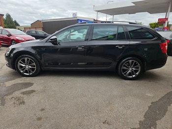 Used Skoda Octavia 2018 for sale - 78620735: Photo