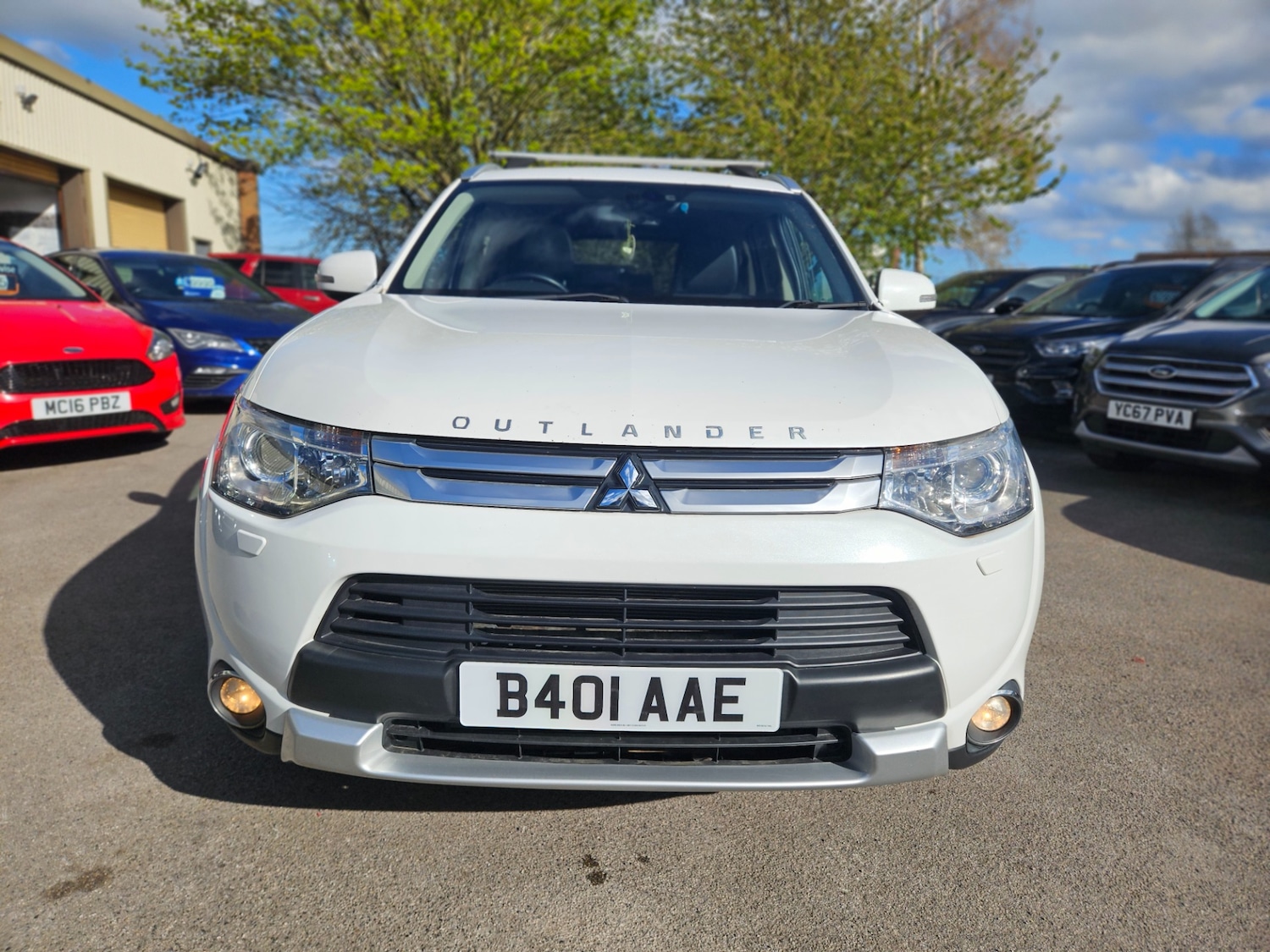 Used Mitsubishi Outlander 2015 for sale - 78213906: Photo 2