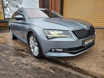 Used Skoda Superb 2016 for sale - 77201431: Photo