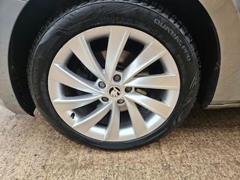 Used Skoda Superb 2016 for sale - 77201431: Photo