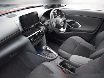 Used Toyota Yaris Cross 2024 for sale - 77279328: Photo