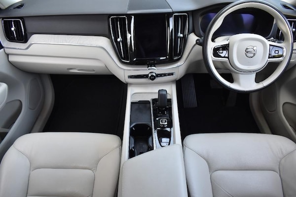 Used Volvo XC60 2022 for sale - 76227798: Photo 10