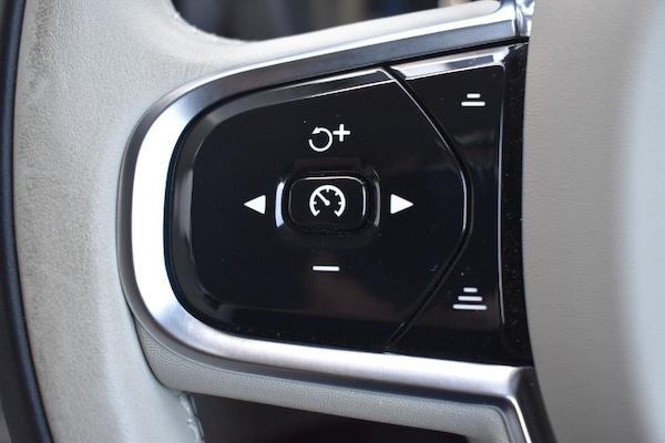 Used Volvo XC60 2022 for sale - 76227798: Photo 30