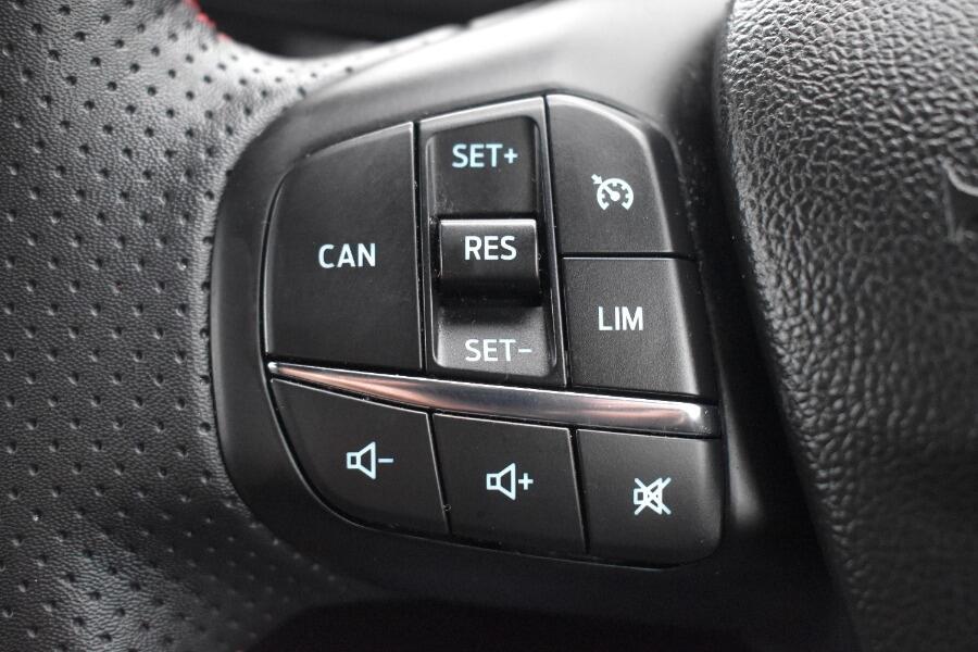 Used Ford Focus 2023 for sale - 77344165: Photo 29