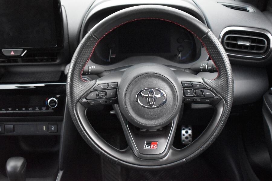 Used Toyota Yaris Cross 2024 for sale - 76714483: Photo 11