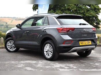 Used Volkswagen T-Roc 2022 for sale - 75319517: Photo