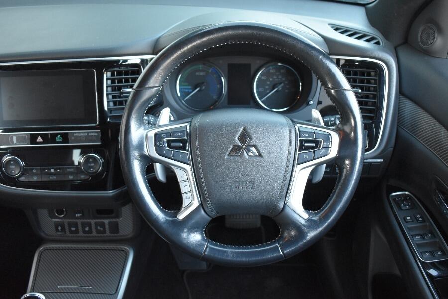 Used Mitsubishi Outlander 2018 for sale - 76371146: Photo 10