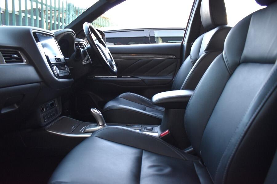 Used Mitsubishi Outlander 2018 for sale - 76371146: Photo 21