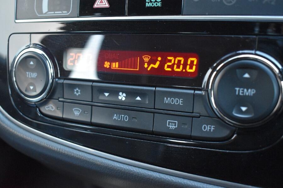 Used Mitsubishi Outlander 2018 for sale - 76371146: Photo 27
