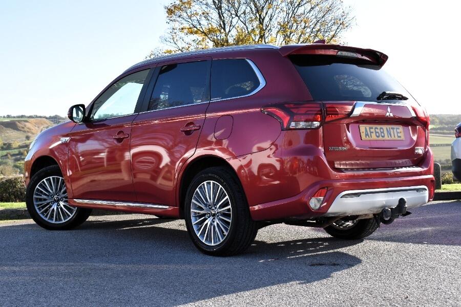 Used Mitsubishi Outlander 2018 for sale - 76371146: Photo 3