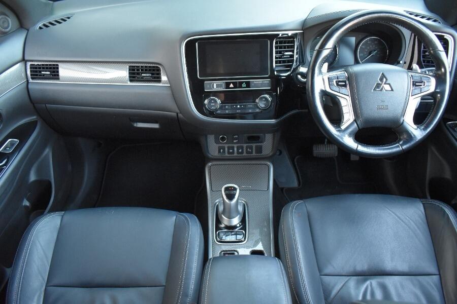 Used Mitsubishi Outlander 2018 for sale - 76371146: Photo 9