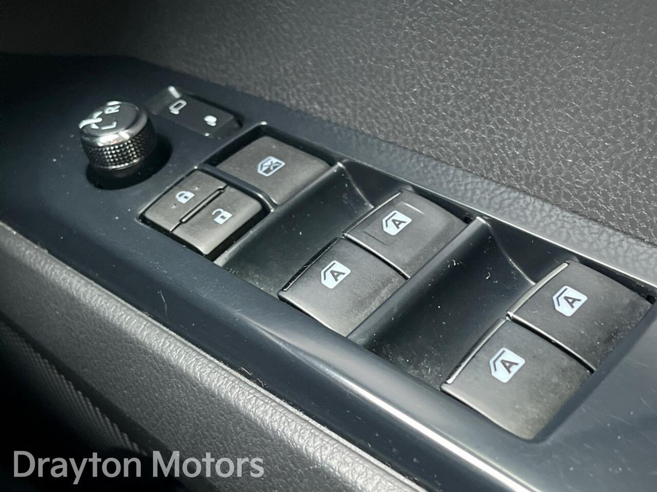 Used Toyota Camry 2019 for sale - 77441033: Photo 28