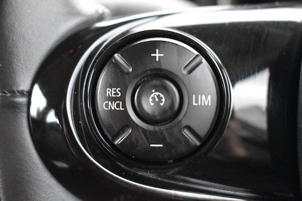 Used MINI Hatch 2019 for sale - 76188821: Photo 30