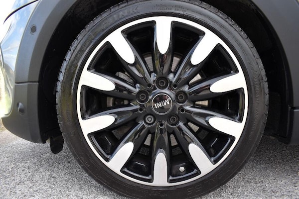 Used MINI Hatch 2019 for sale - 76188821: Photo 8