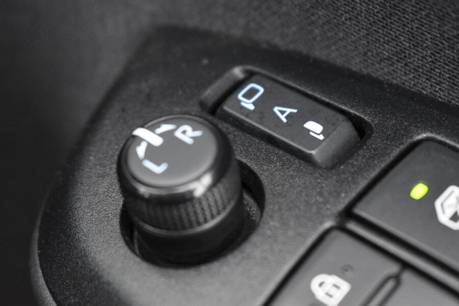 Used Toyota Yaris Cross 2024 for sale - 77344181: Photo 36