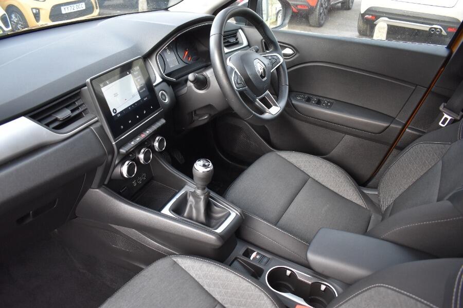 Used Renault Captur 2022 for sale - 77345010: Photo 2