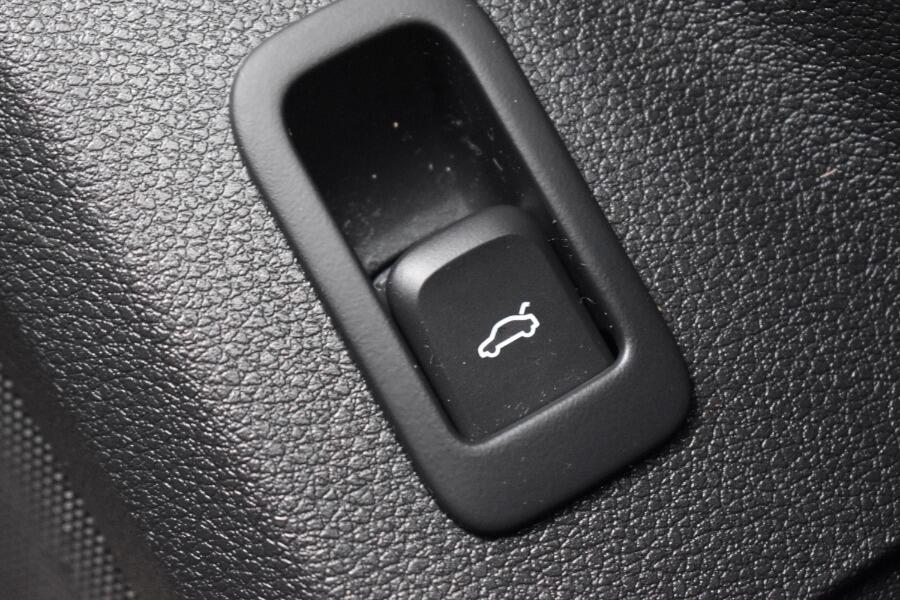 Used Audi Q2 for sale - 77345468: Photo 35