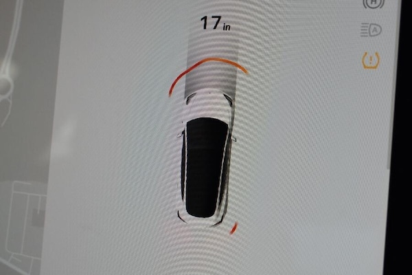 Used Tesla Model 3 2021 for sale - 76200379: Photo 13