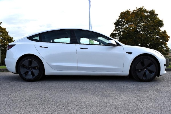 Used Tesla Model 3 2021 for sale - 76200379: Photo 19