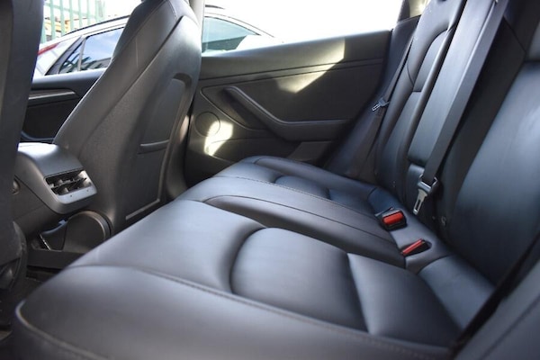 Used Tesla Model 3 2021 for sale - 76200379: Photo 25
