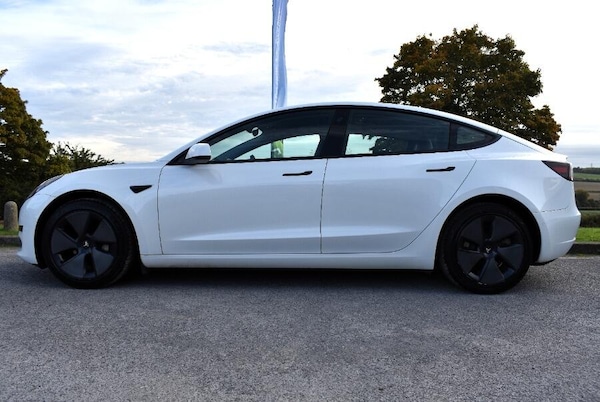 Used Tesla Model 3 2021 for sale - 76200379: Photo 5