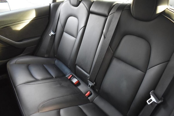 Used Tesla Model 3 2021 for sale - 76200379: Photo 9