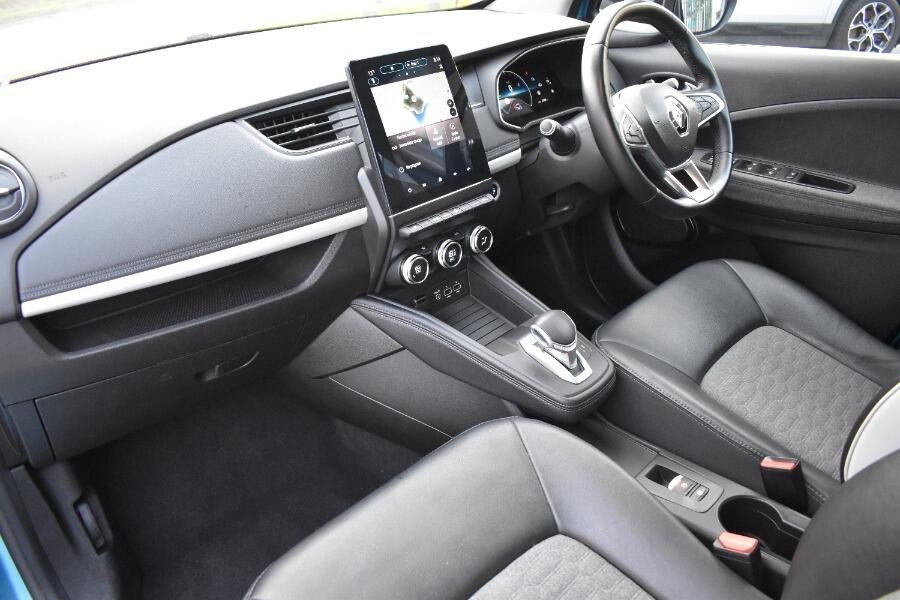 Used Renault Zoe 2022 for sale - 76537761: Photo 2