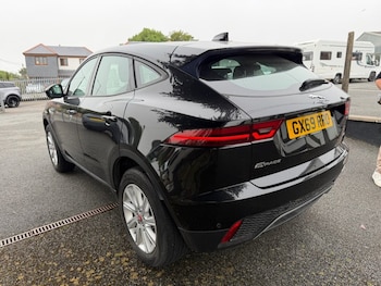 Used Jaguar E-Pace 2019 for sale - 78833285: Photo