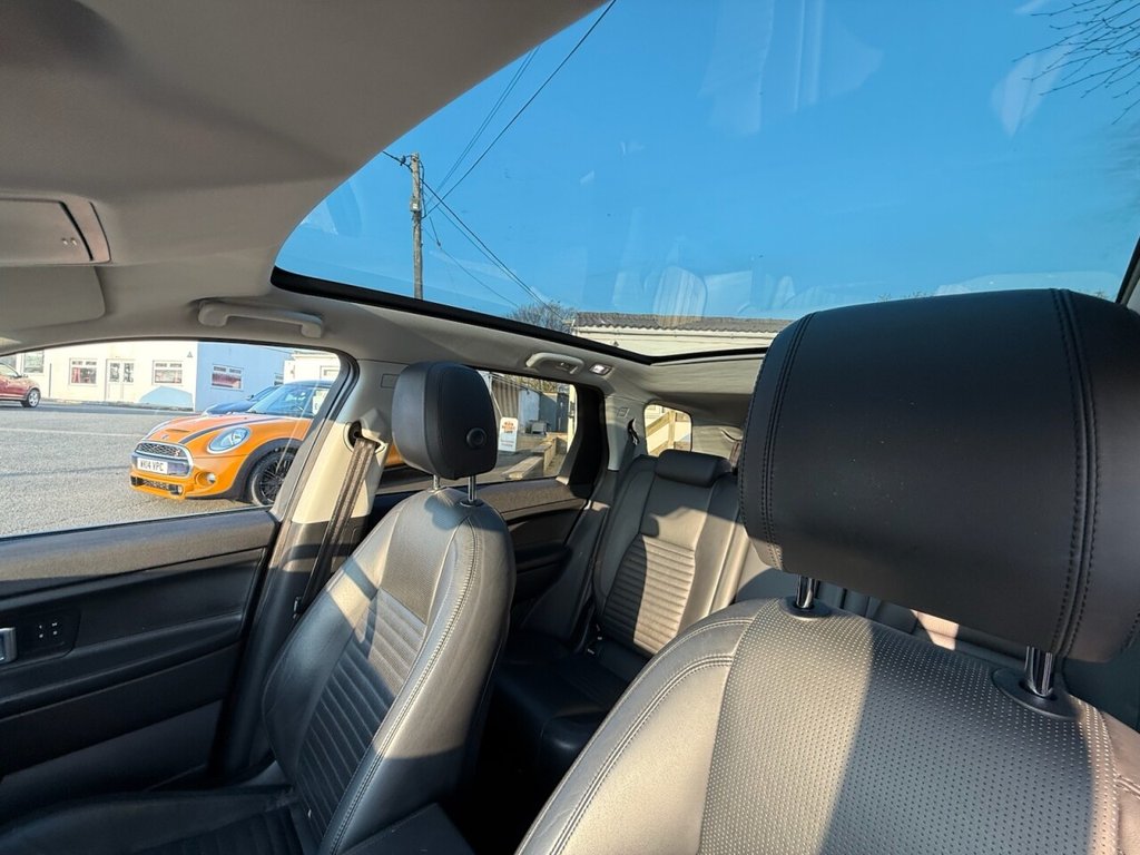 Used Land Rover Discovery Sport 2016 for sale - 78082212: Photo 5