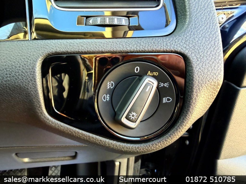 Used Volkswagen Golf 2018 for sale - 78082191: Photo 15