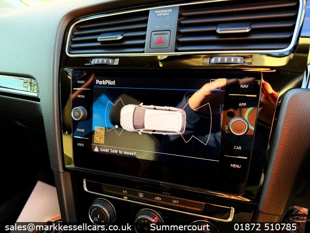 Used Volkswagen Golf 2018 for sale - 78082191: Photo 17