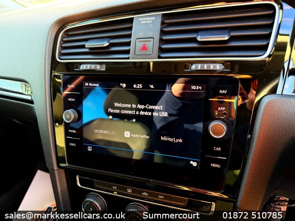 Used Volkswagen Golf 2018 for sale - 78082191: Photo 19