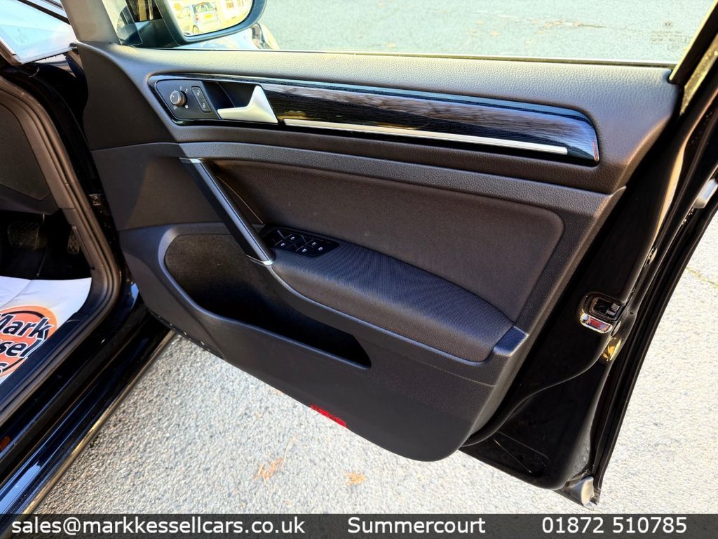 Used Volkswagen Golf 2018 for sale - 78082191: Photo 24