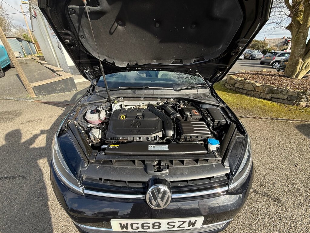 Used Volkswagen Golf 2018 for sale - 78082191: Photo 33