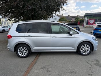 Used Volkswagen Touran 2016 for sale - 79738766: Photo